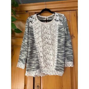 Champagne & Strawberry Women’s Lace Knit Sweater – Size Large